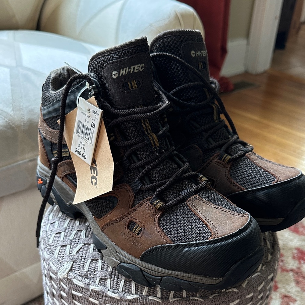 Hi-Tec Men's Black and Brown Outdoor Boots